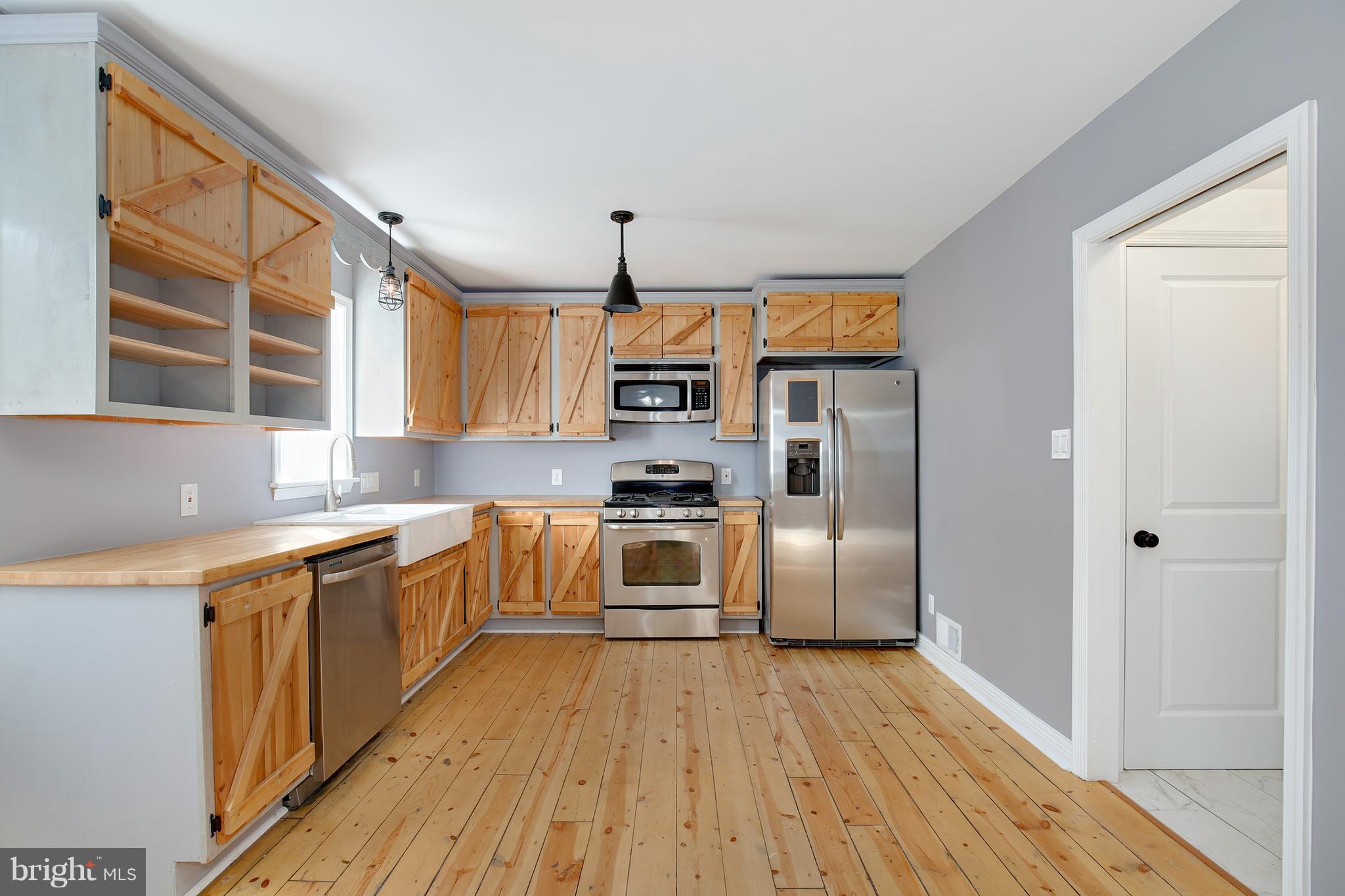 304 Bonifant Road Silver Spring, MD 20905 - Photo 17 of 35 Gallery Image 17