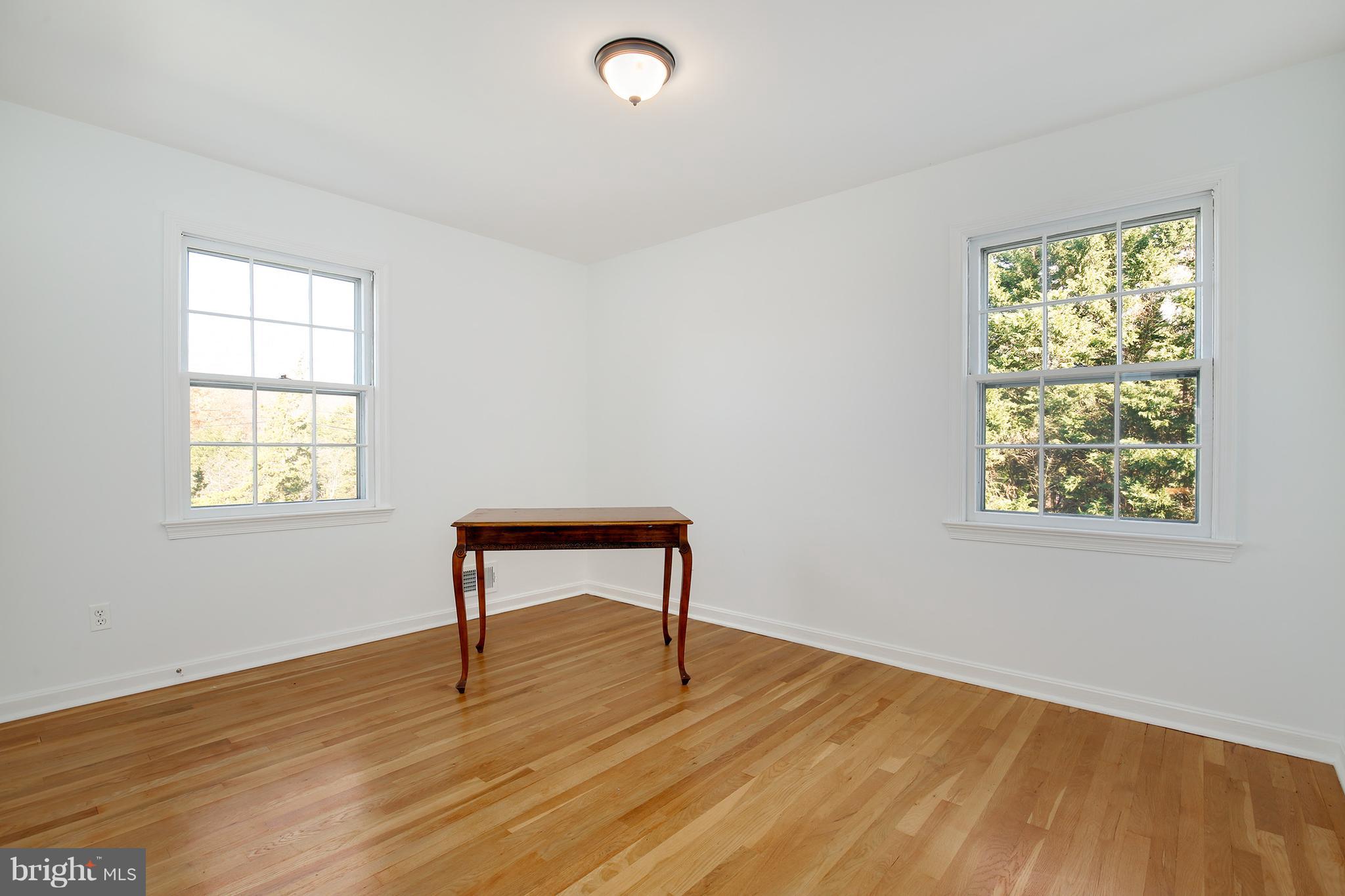 304 Bonifant Road Silver Spring, MD 20905 - Photo 20 of 35 Gallery Image 20