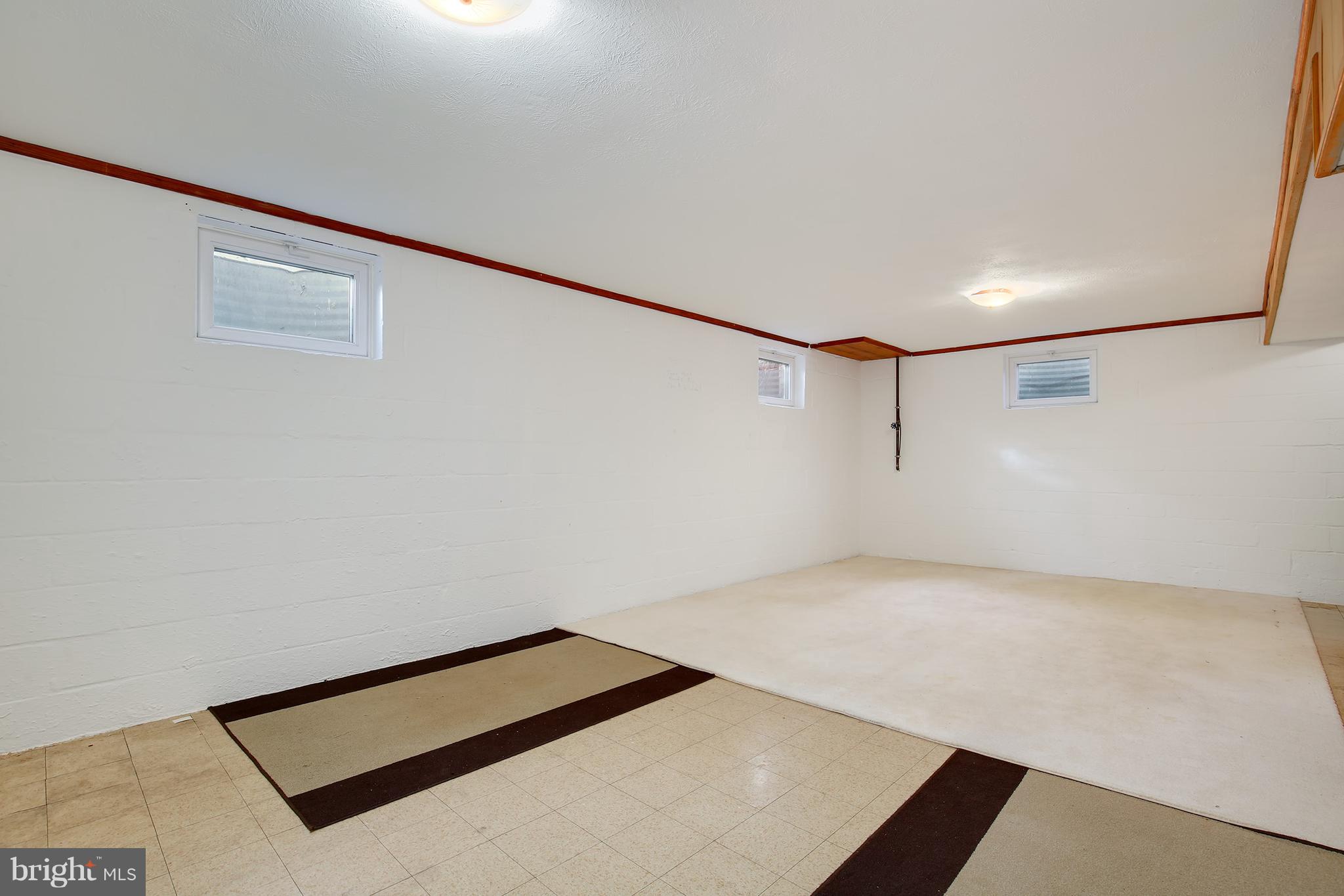 304 Bonifant Road Silver Spring, MD 20905 - Photo 31 of 35 Gallery Image 31