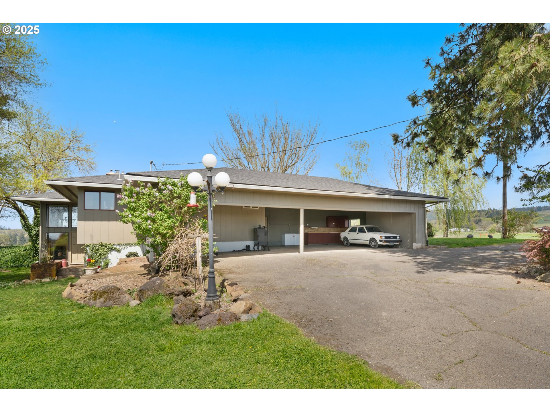 5470 Northeast Abbey Road Carlton, OR 97111 - Photo 4 of 44 Gallery Image 4
