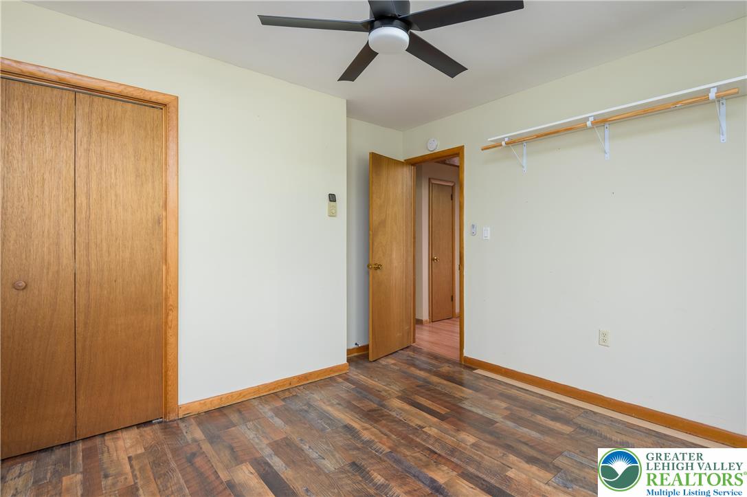 218 Blue Jay Court Bushkill, PA 18324 - Photo 25 of 37