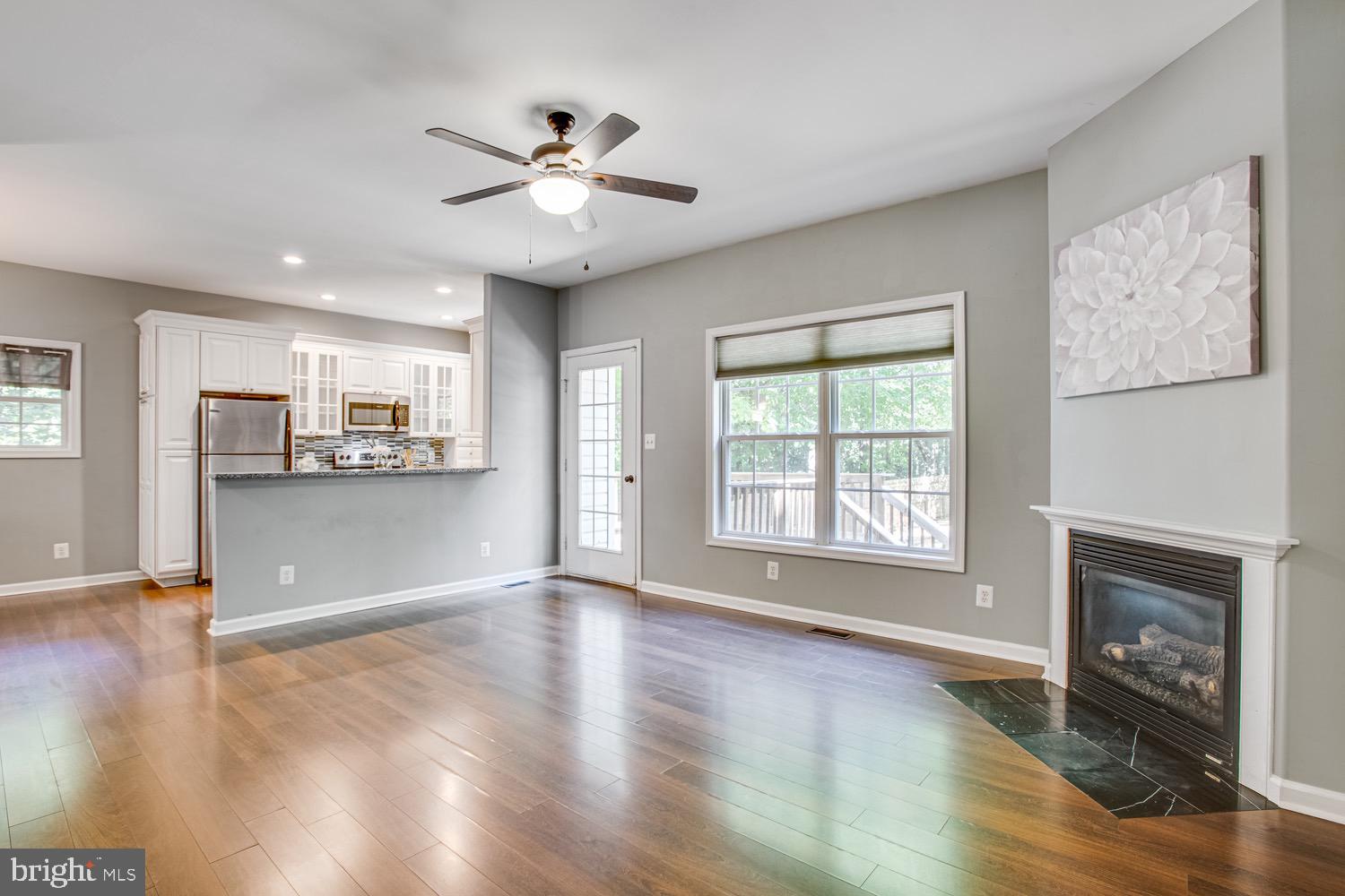218 Cedar Ridge Drive Ruther Glen, VA 22546 - Photo 3 of 30 Family room