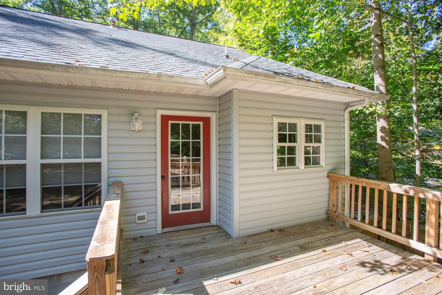 218 Cedar Ridge Drive Ruther Glen, VA 22546 - Photo 24 of 30 Deck