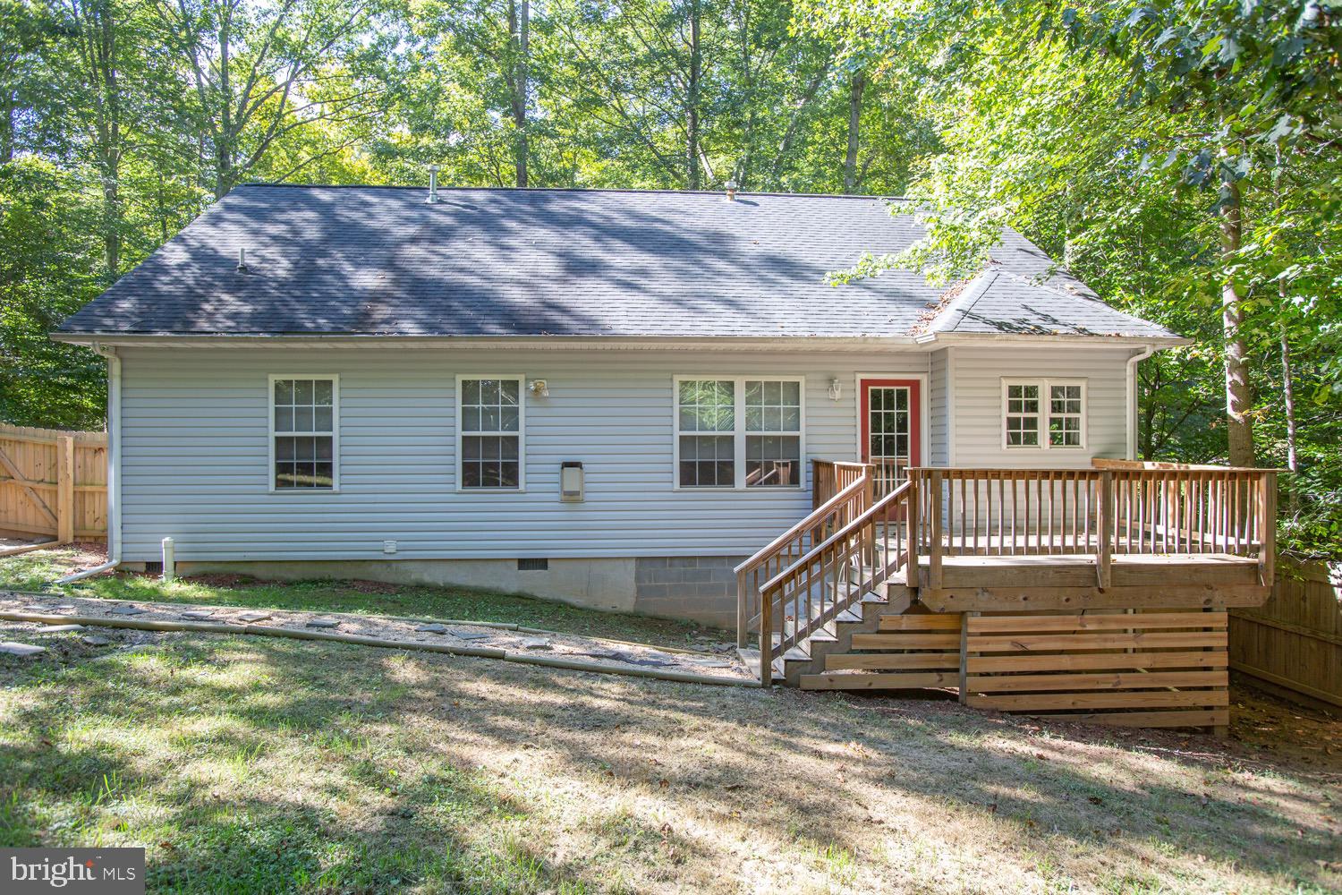 218 Cedar Ridge Drive Ruther Glen, VA 22546 - Photo 25 of 30 Back exterior