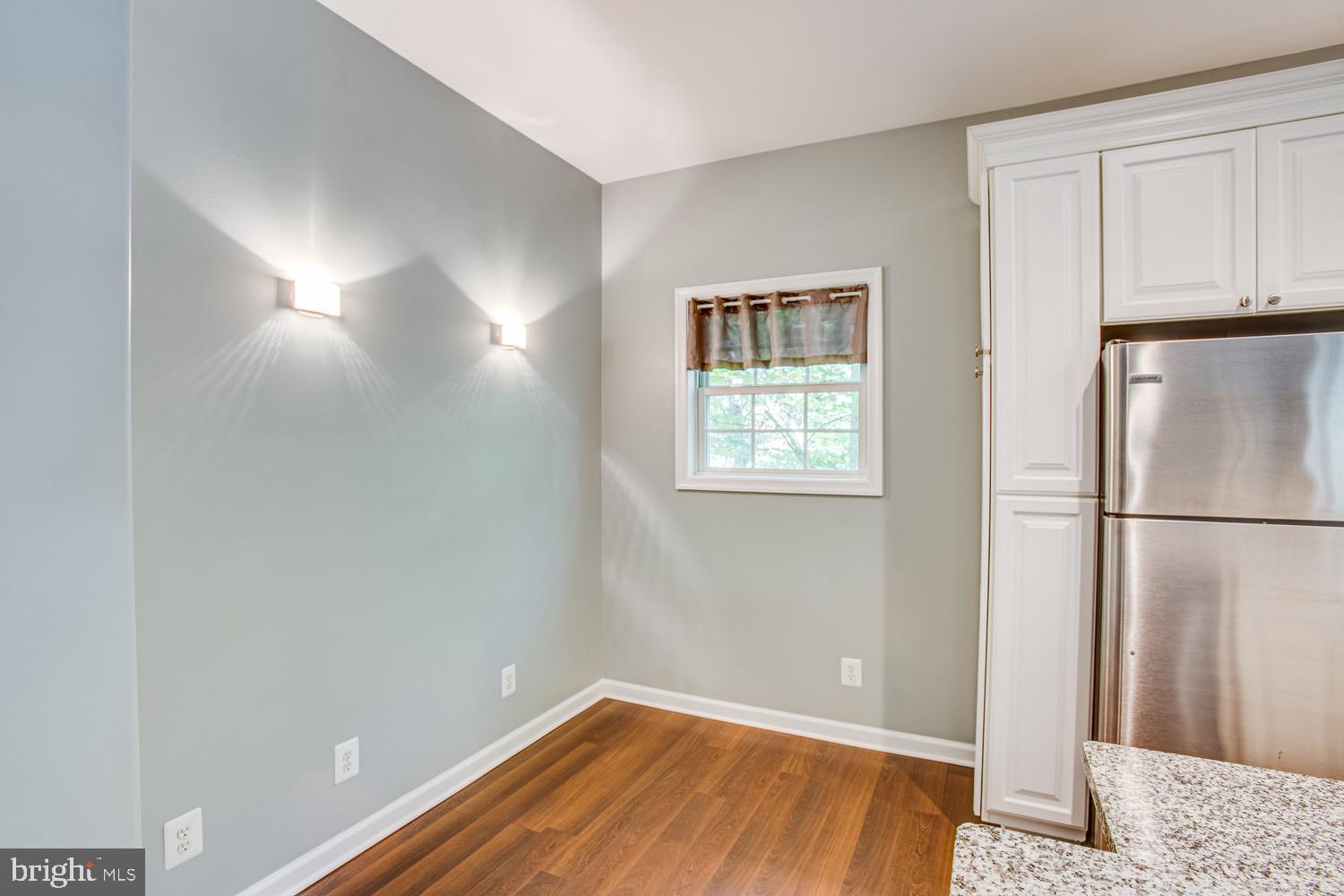 218 Cedar Ridge Drive Ruther Glen, VA 22546 - Photo 6 of 30 Dining area