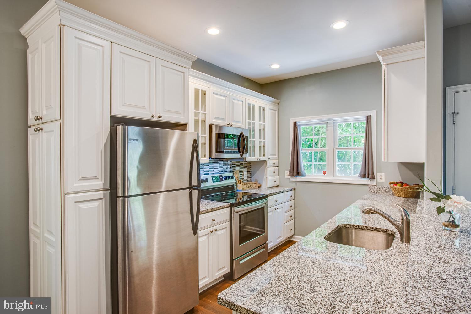 218 Cedar Ridge Drive Ruther Glen, VA 22546 - Photo 8 of 30 Kitchen