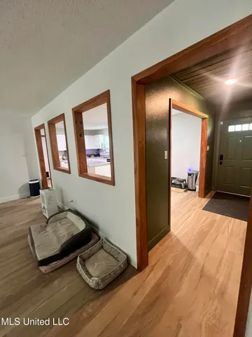 $1,870 | 11258 Laura Lane, Gulfport, MS 39503