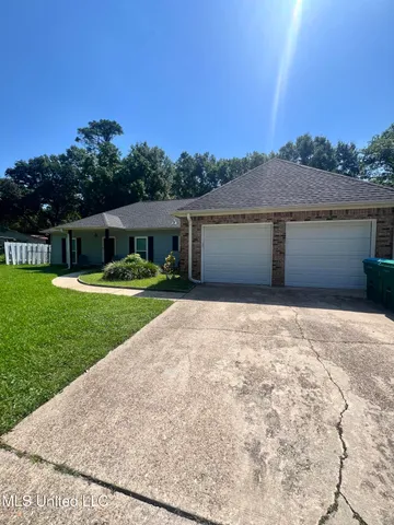 $1,870 | 11258 Laura Lane, Gulfport, MS 39503