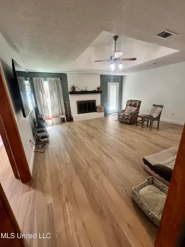 $1,870 | 11258 Laura Lane, Gulfport, MS 39503