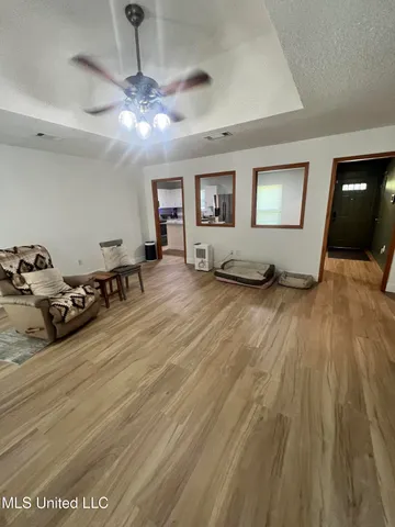 $1,870 | 11258 Laura Lane, Gulfport, MS 39503