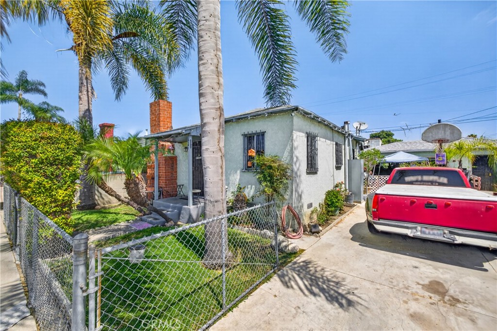 621 West Spruce Street Compton, CA 90220 - Photo 10 of 21