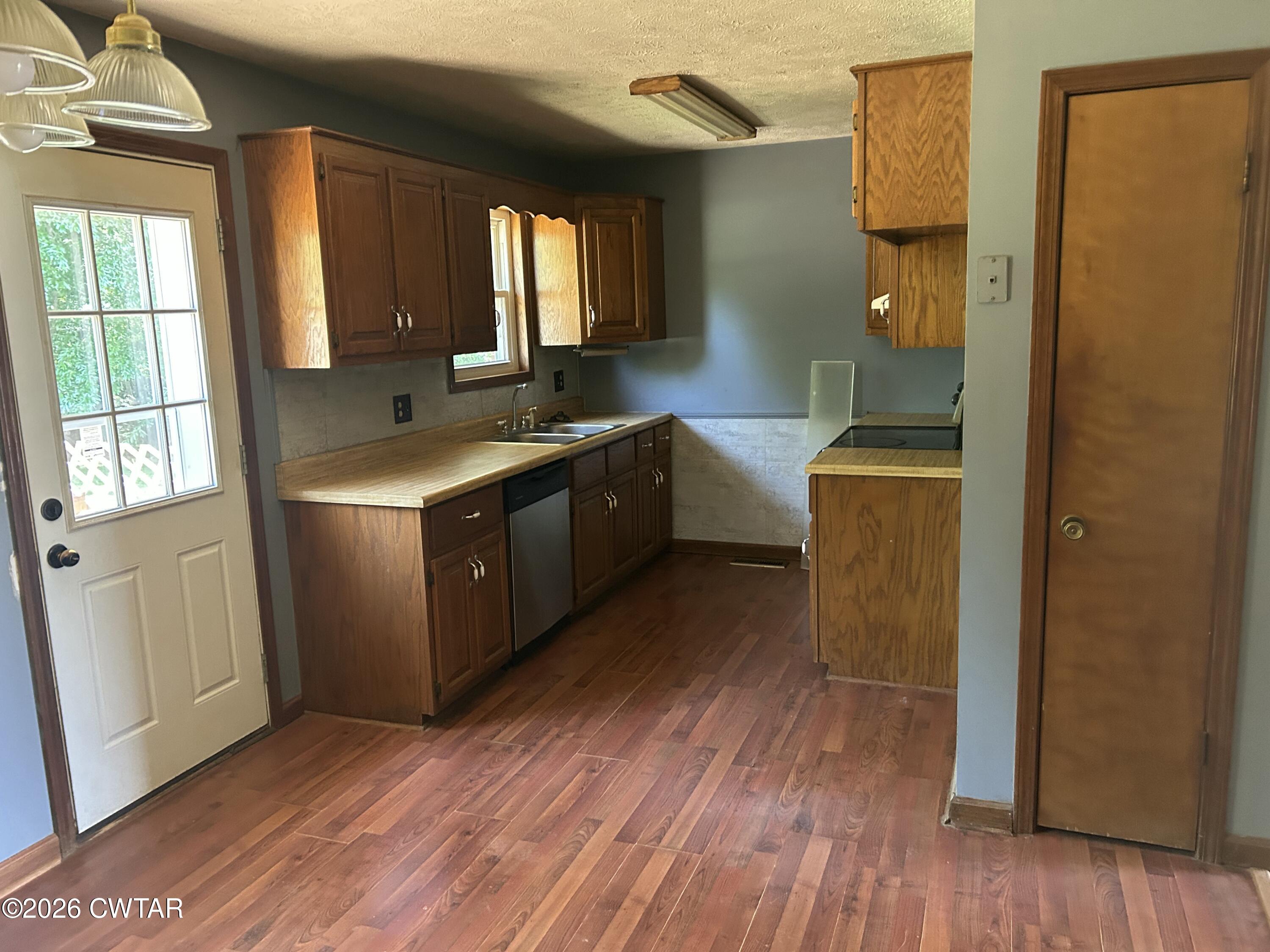 8 Beth Place Jackson, TN 38305 - Photo 3 of 15 IMG_3201