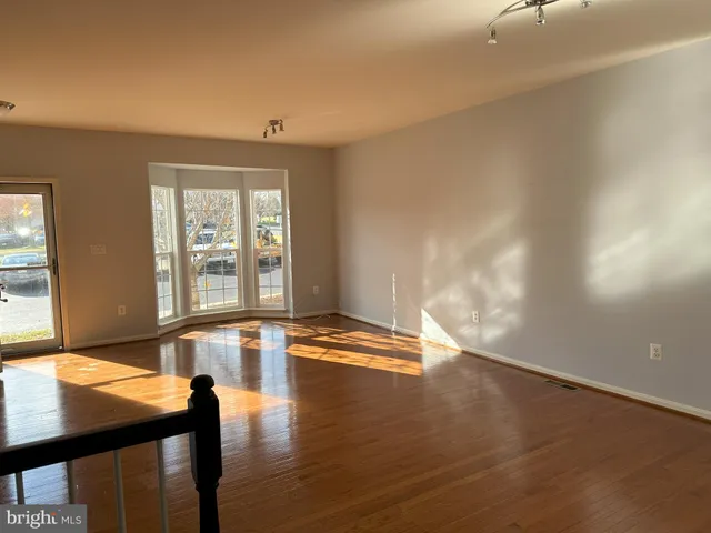 $1,850 | 153 Oxbow Drive, Strasburg, VA 22657