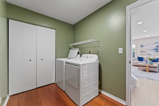 $499,000 | 1655 Whispering Oaks Drive, West Chicago, IL 60185