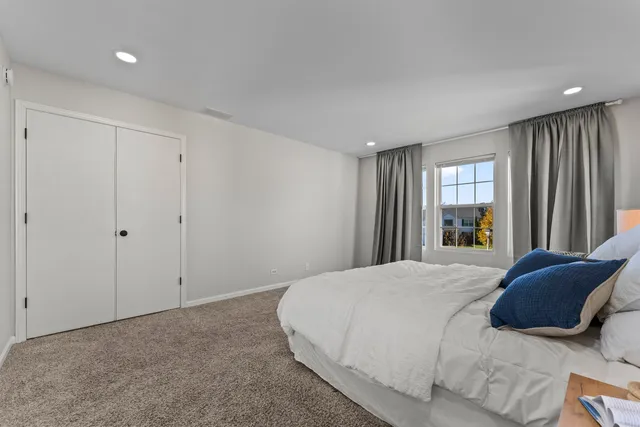 $499,000 | 1655 Whispering Oaks Drive, West Chicago, IL 60185