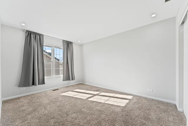 $499,000 | 1655 Whispering Oaks Drive, West Chicago, IL 60185