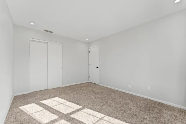 $499,000 | 1655 Whispering Oaks Drive, West Chicago, IL 60185