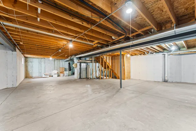 $499,000 | 1655 Whispering Oaks Drive, West Chicago, IL 60185