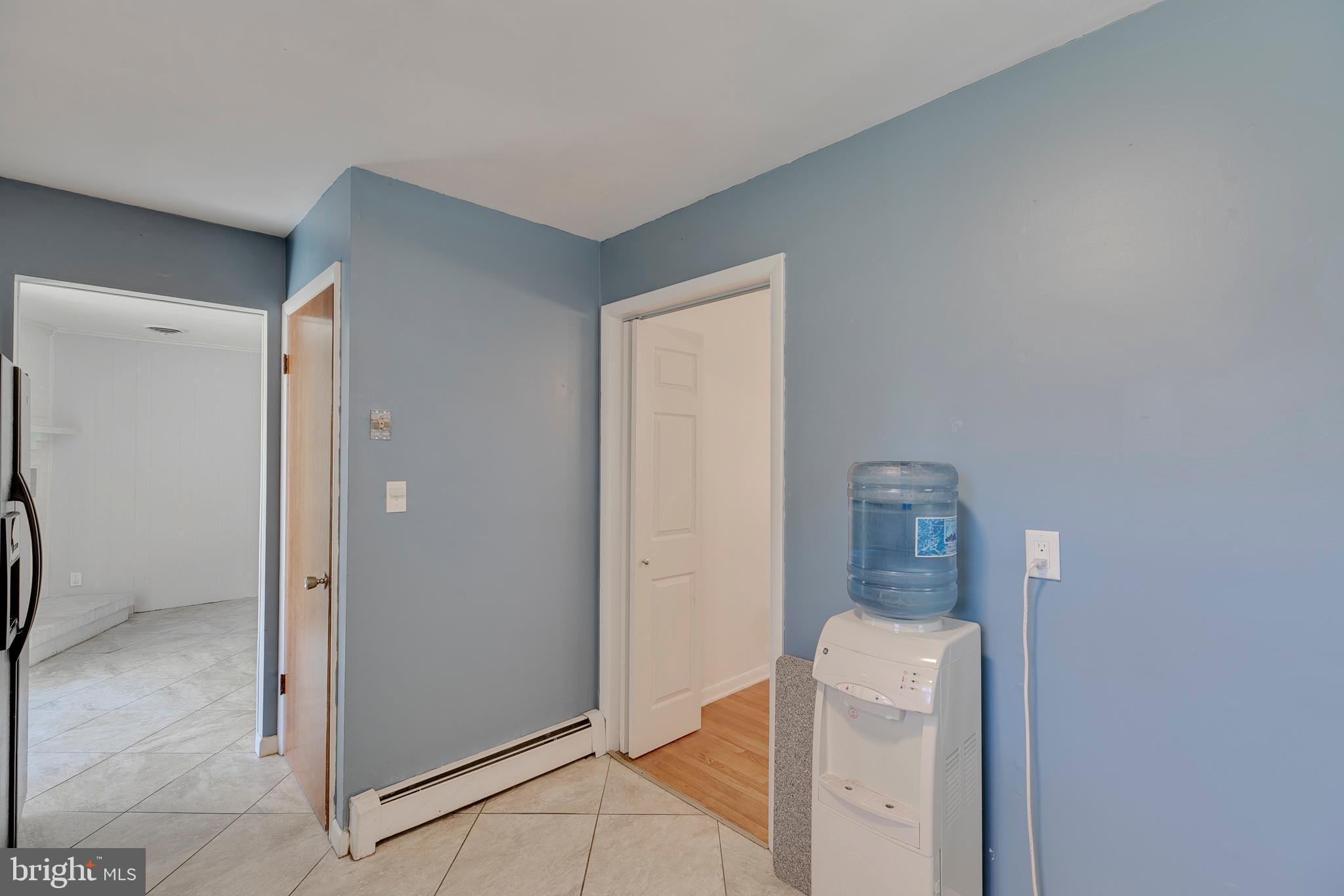 236 Hickory Point Road Pasadena, MD 21122 - Photo 14 of 32 Gallery Image 14