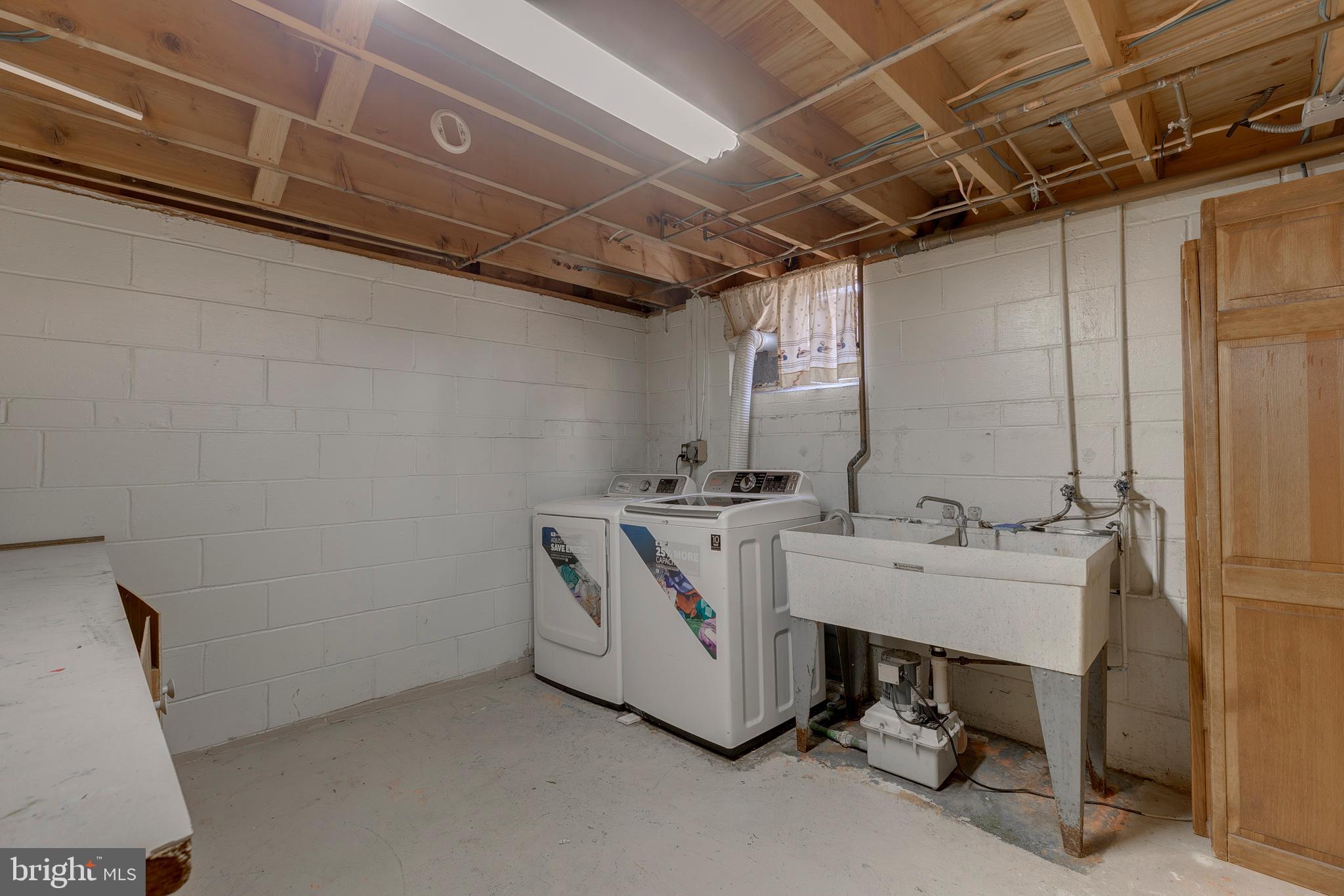 236 Hickory Point Road Pasadena, MD 21122 - Photo 28 of 32 Gallery Image 28