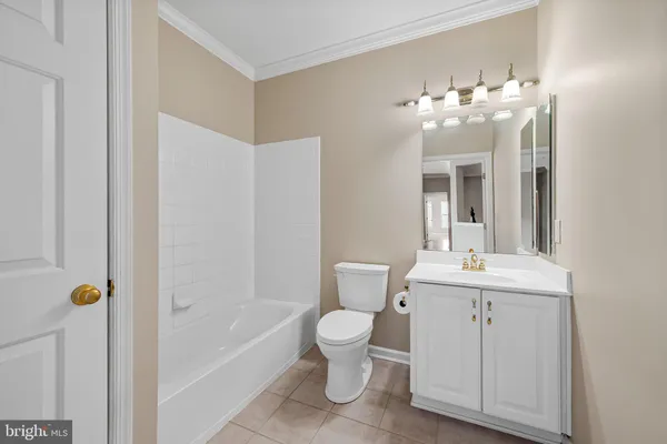 $325,000 | 9601 Amberleigh Lane, Unit 9601K, Perry Hall, MD 21128
