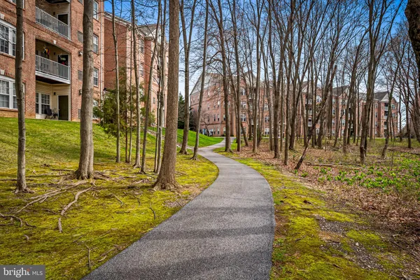 $325,000 | 9601 Amberleigh Lane, Unit 9601K, Perry Hall, MD 21128