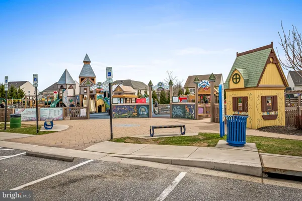 $325,000 | 9601 Amberleigh Lane, Unit 9601K, Perry Hall, MD 21128