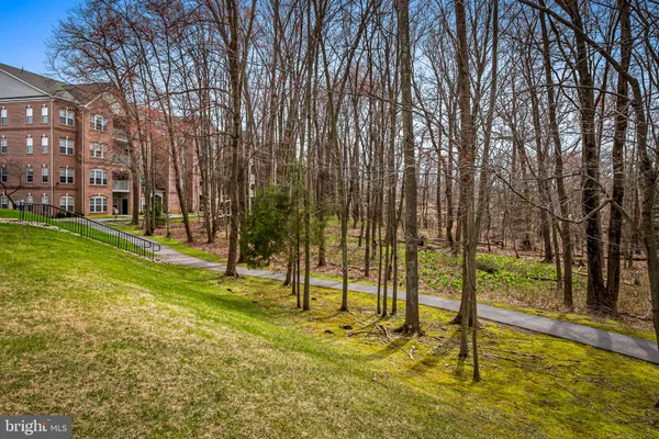 $325,000 | 9601 Amberleigh Lane, Unit 9601K, Perry Hall, MD 21128