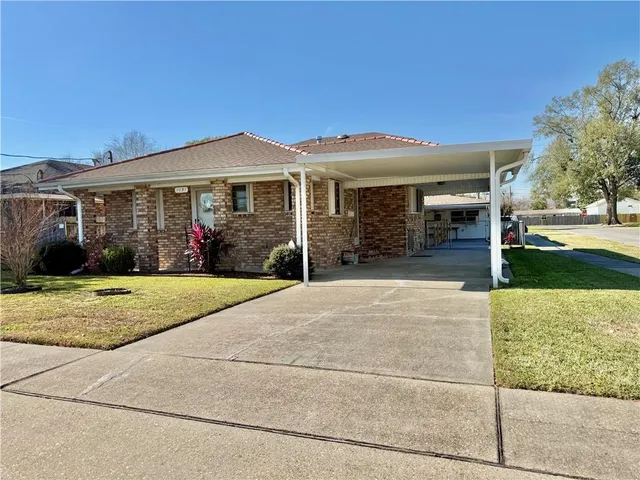 $275,000 | 1631 Fairway Street, Kenner, LA 70062
