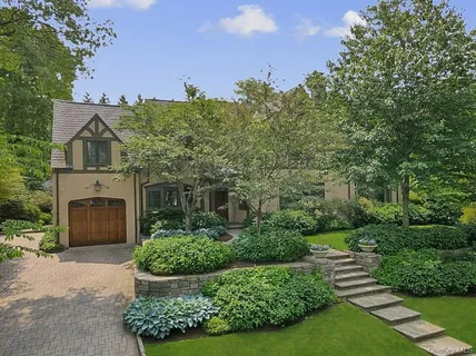 $3,750,000 | 24 Homesdale Road, Bronxville, NY 10708