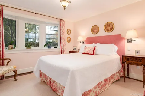 $3,750,000 | 24 Homesdale Road, Bronxville, NY 10708