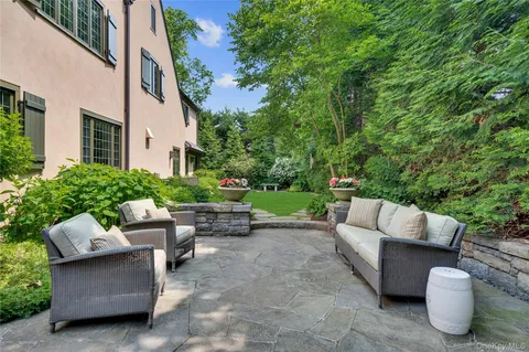 $3,750,000 | 24 Homesdale Road, Bronxville, NY 10708