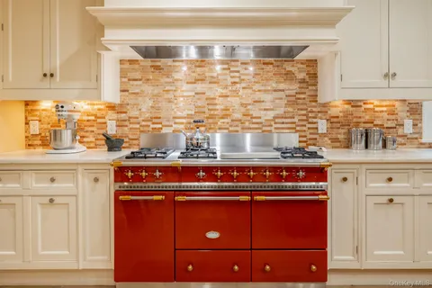 $3,750,000 | 24 Homesdale Road, Bronxville, NY 10708