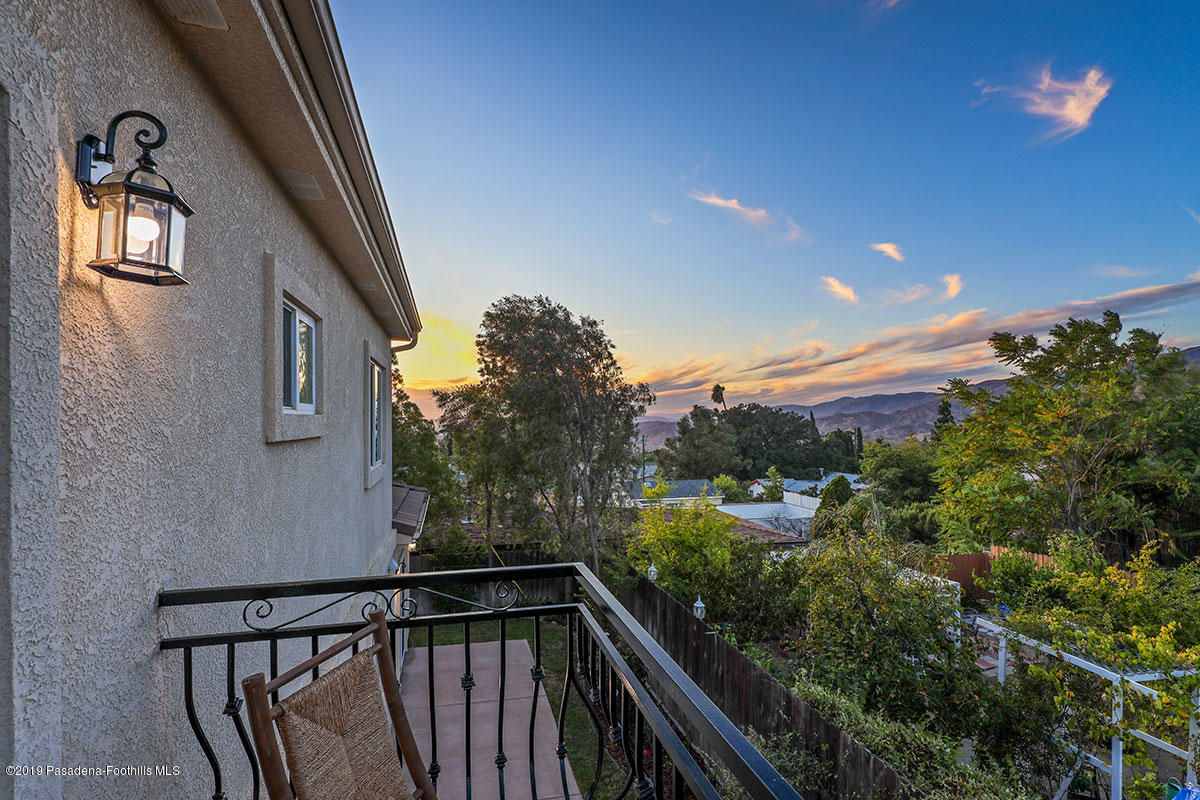7215 Summitrose Street Tujunga, CA 91042 - Photo 41 of 47 a view of a balcony with an outdoor space