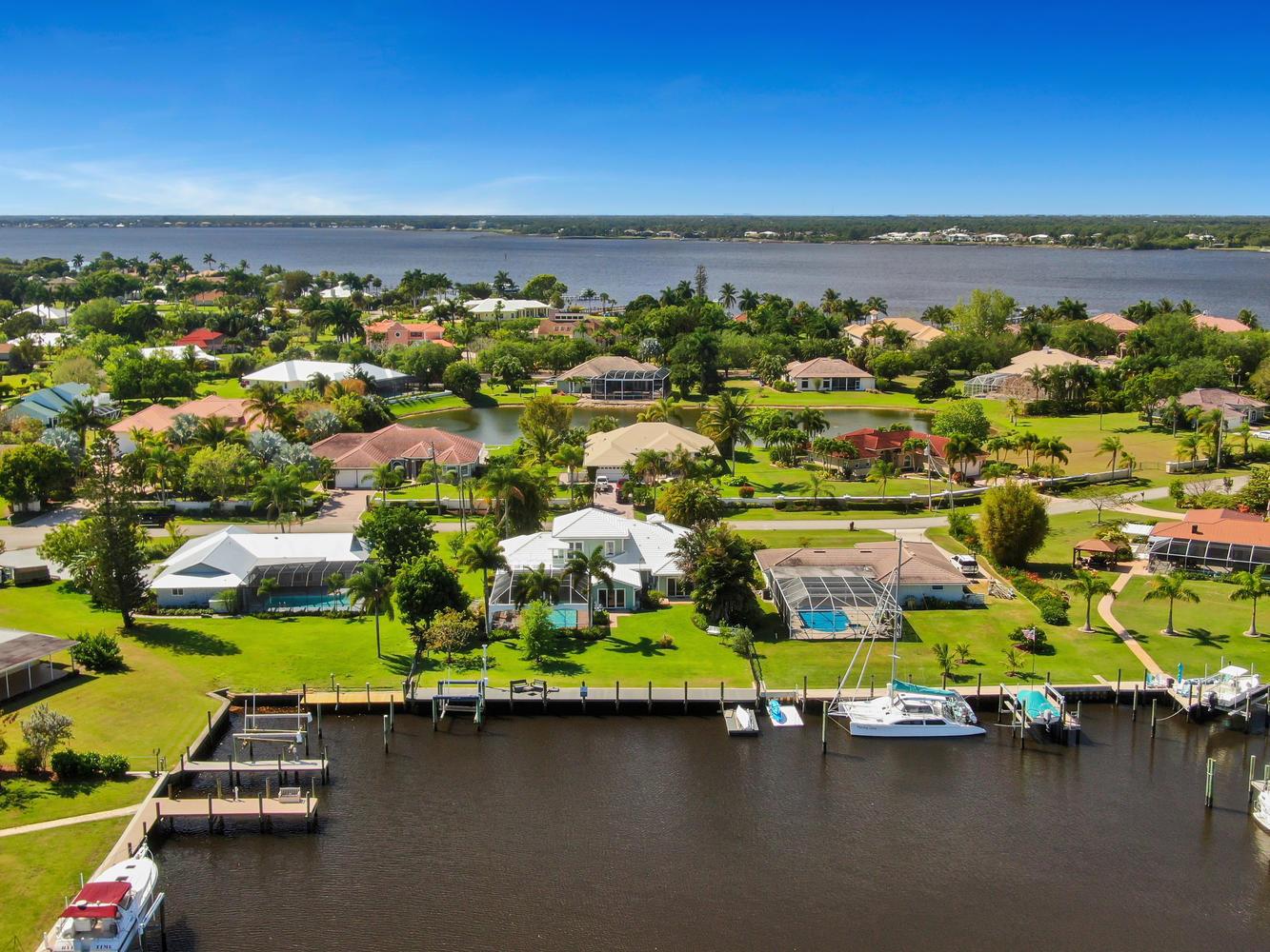 2637 Northwest S Shore Road Stuart, FL 34994 - Photo 3 of 45 Waterfront