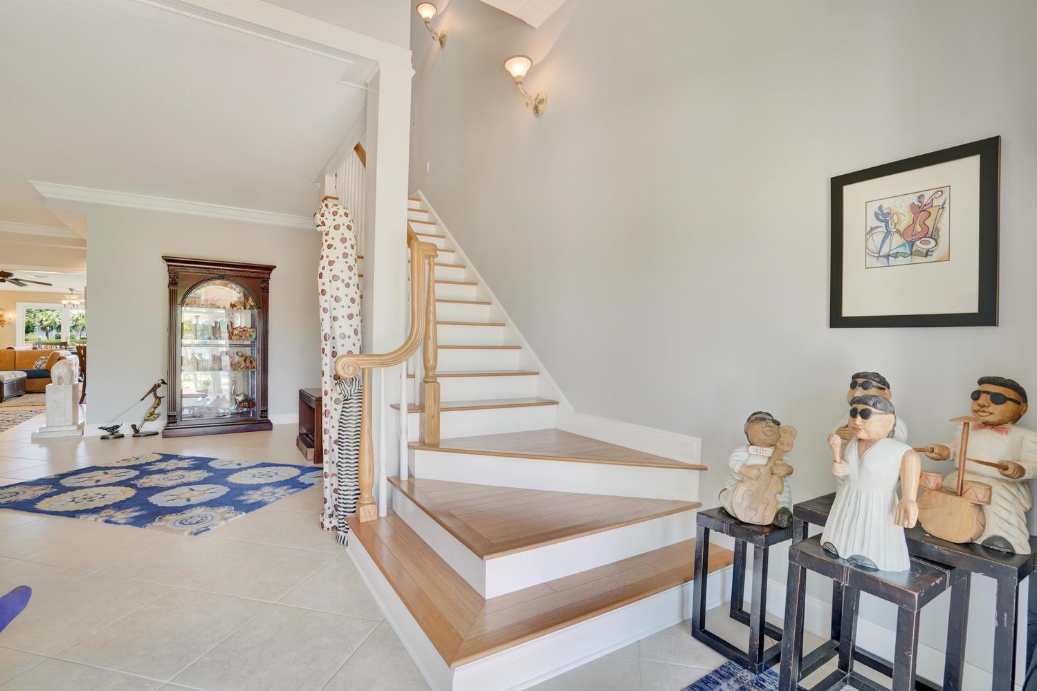 2637 Northwest S Shore Road Stuart, FL 34994 - Photo 26 of 45 Foyer