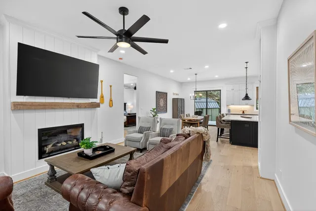 $2,300,000 | 2001 Granite Cove Road, Kingsland, TX 78639