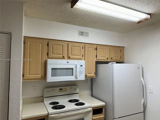 a close view of sink