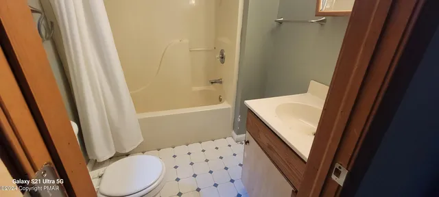 $2,800 | 102 Island Terrace, Milford, PA 18337