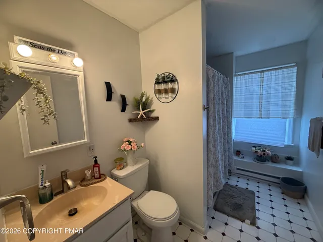 $2,800 | 102 Island Terrace, Milford, PA 18337