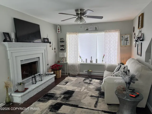 $2,800 | 102 Island Terrace, Milford, PA 18337