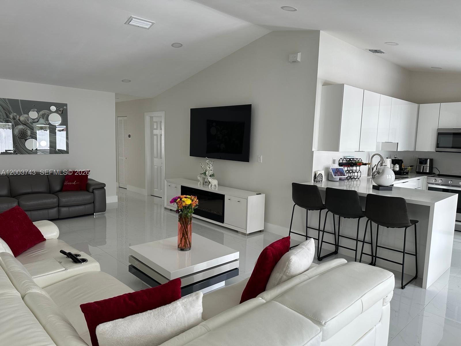 14318 Southwest 183rd Street Miami, FL 33177 - Photo 4 of 10