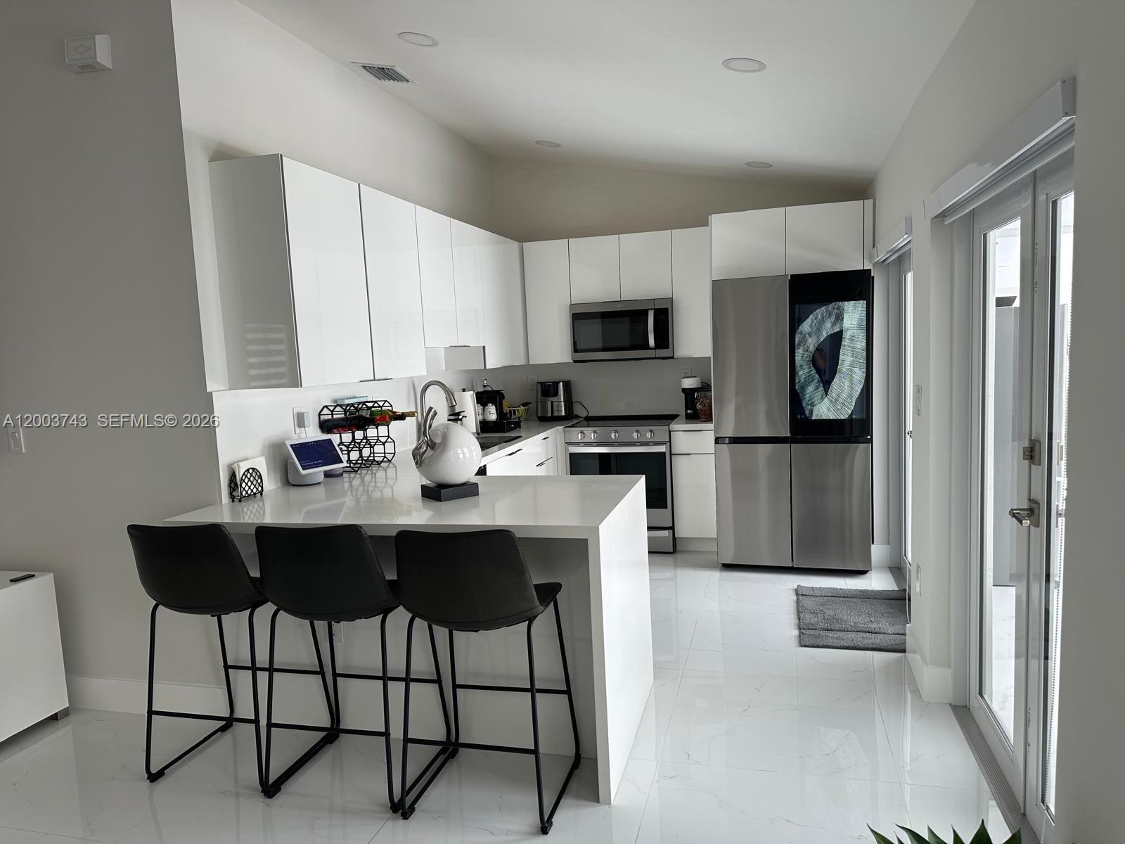 14318 Southwest 183rd Street Miami, FL 33177 - Photo 6 of 10