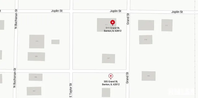 $4,900 | 511 Grand Street, Benton, IL 62812