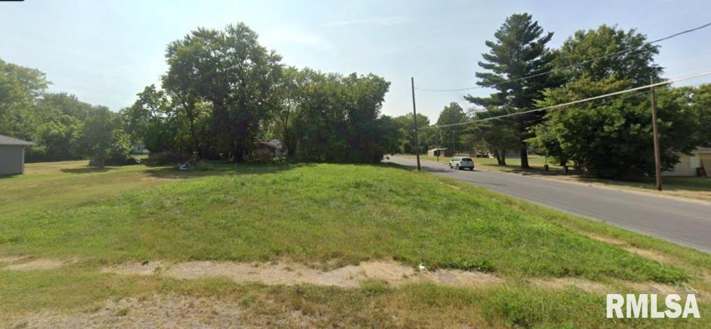 511 Grand Street Benton, IL 62812 - Photo 5 of 5