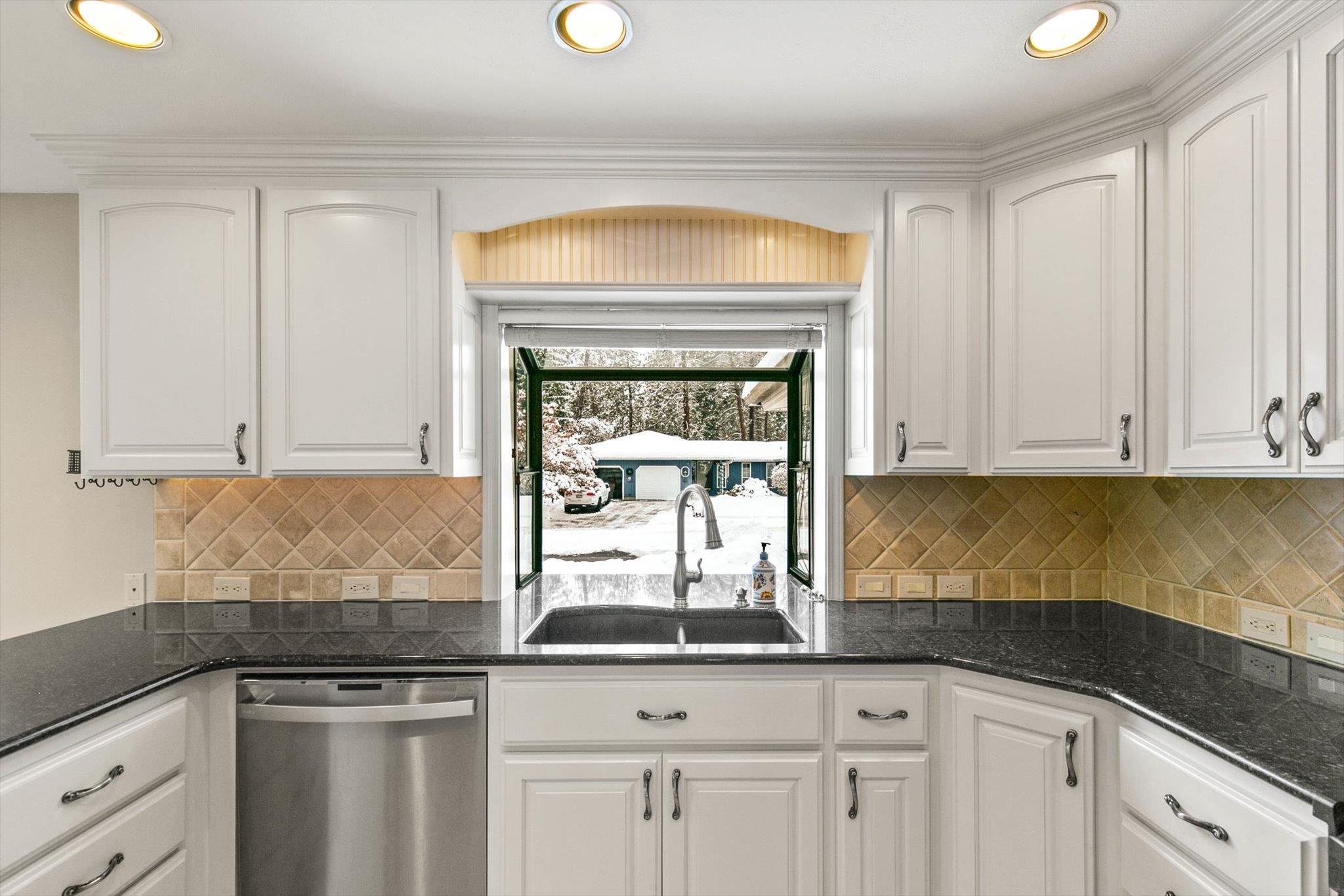 5104 West Ridgecrest Drive Spokane, WA 99208 - Photo 11 of 41 Gallery Image 11