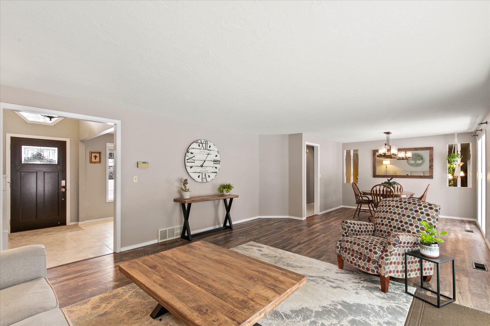 5104 West Ridgecrest Drive Spokane, WA 99208 - Photo 4 of 41 Gallery Image 4