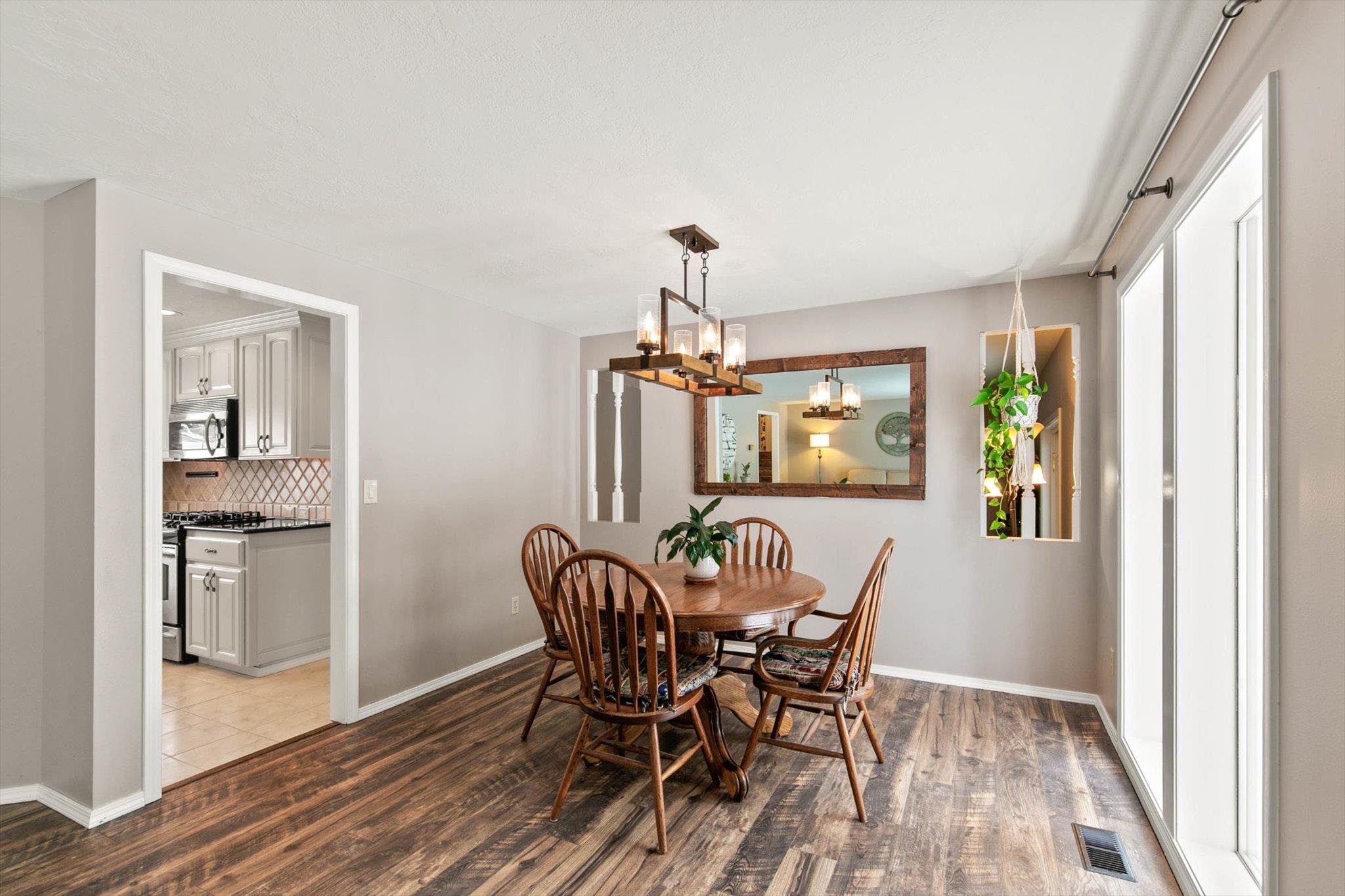 5104 West Ridgecrest Drive Spokane, WA 99208 - Photo 6 of 41 Gallery Image 6