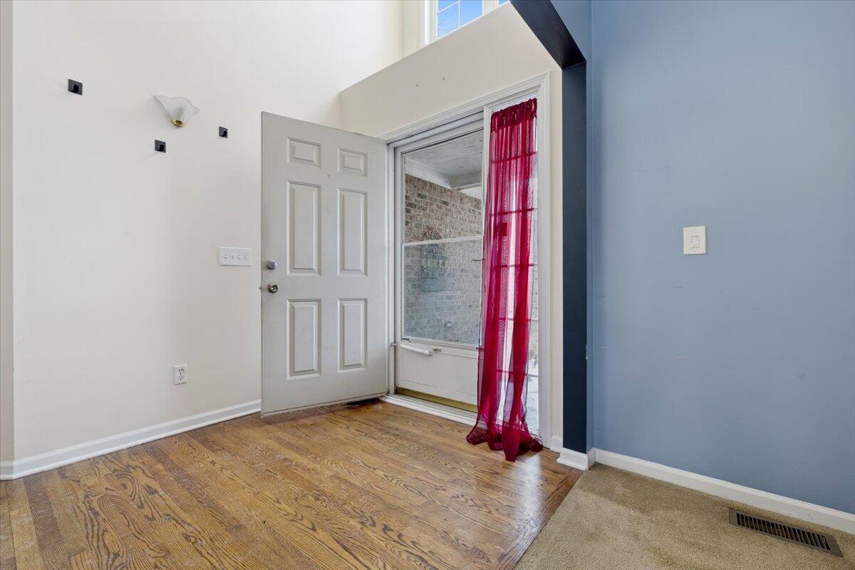 1908 Nikki Court Howell, MI 48843 - Photo 6 of 26 19-1908 Nikki-33