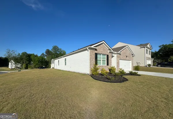 $385,000 | 32 Oak Leaf Drive, Dallas, GA 30157